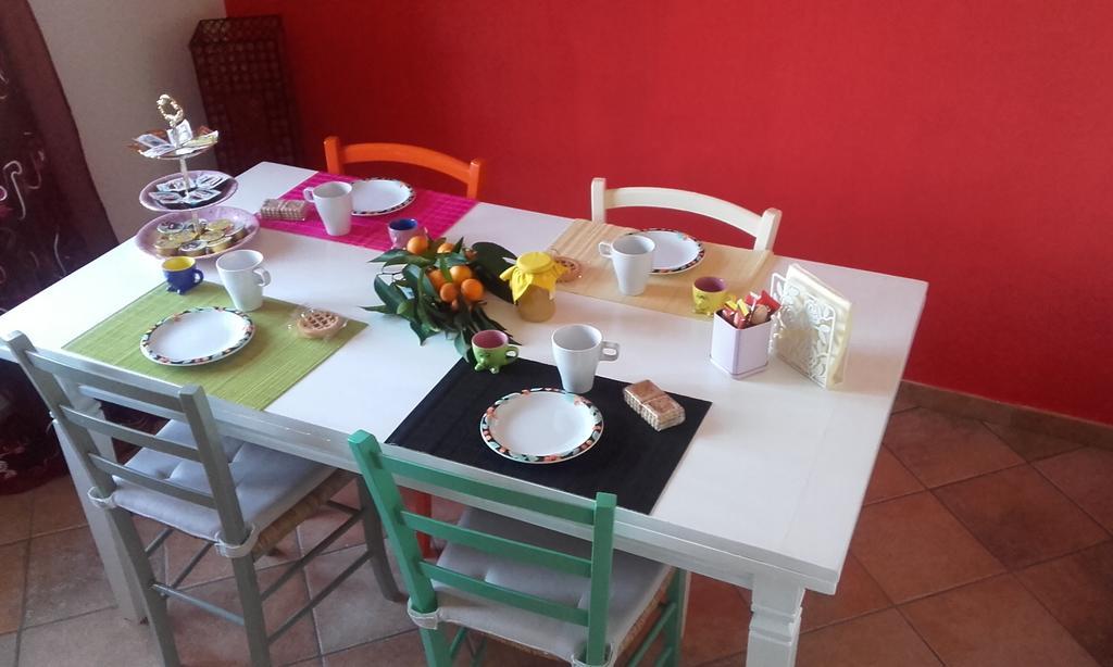 Il Poggio Degli Ulivi Apartment Trevignano Romano Ruang foto